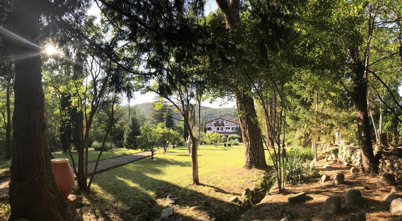 La Villa Du Parc Prades  Exteriör bild