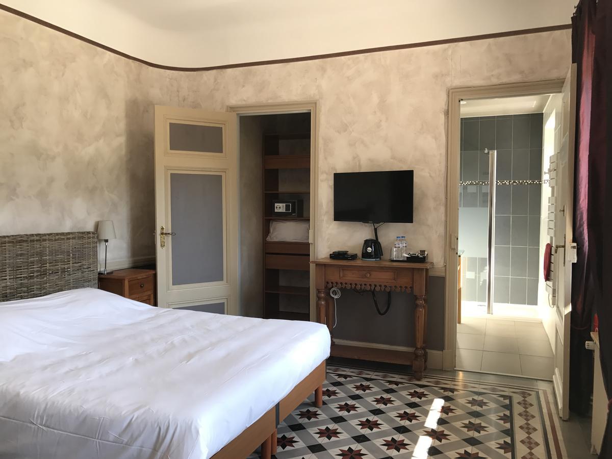 La Villa Du Parc Prades  Rum bild