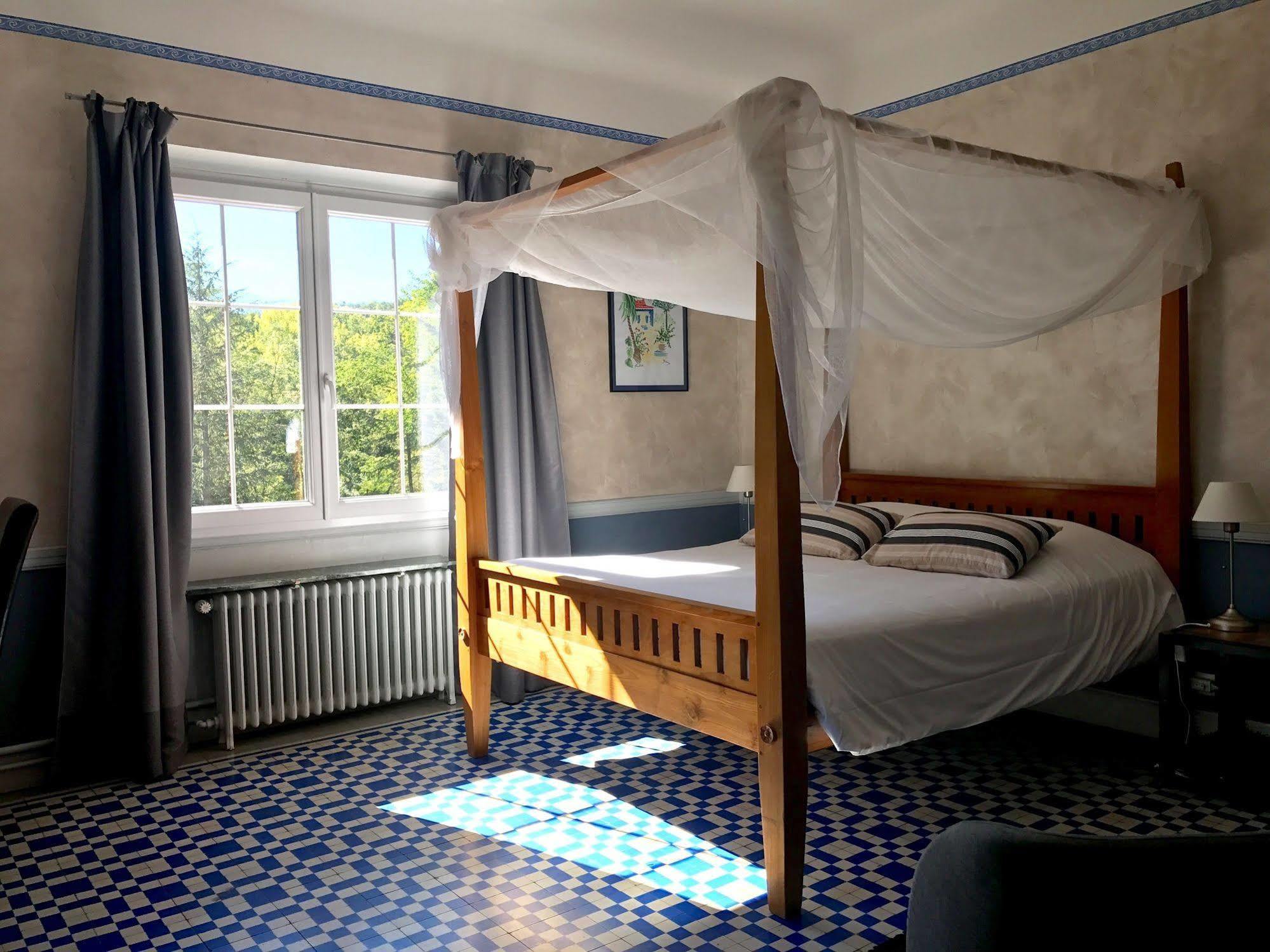 La Villa Du Parc Prades  Exteriör bild