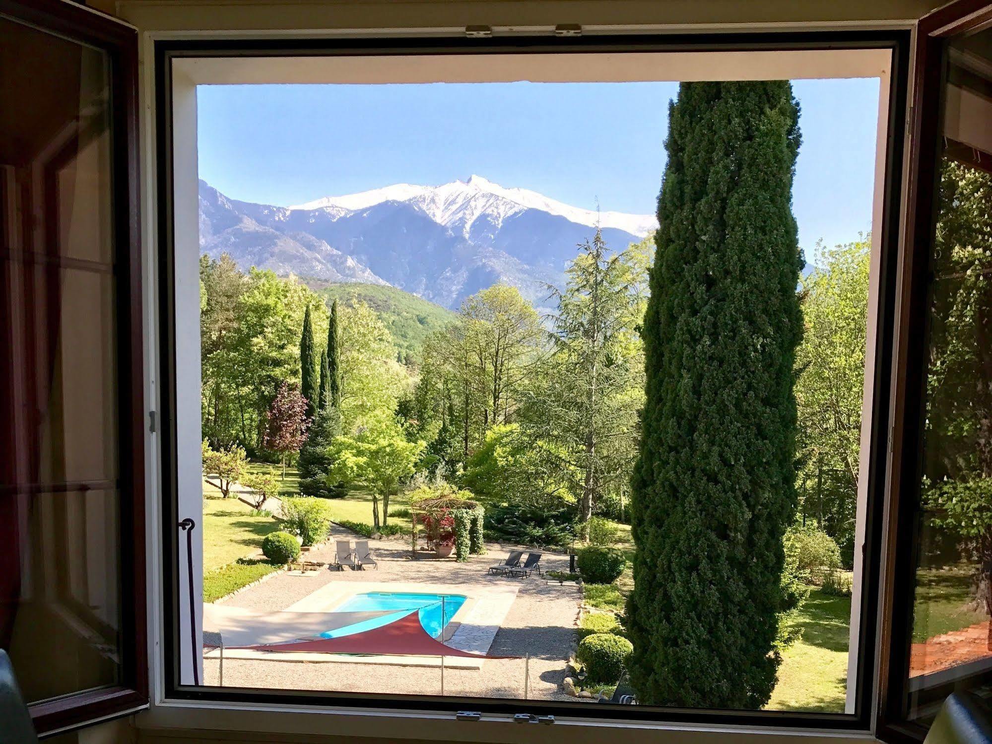 La Villa Du Parc Prades  Exteriör bild